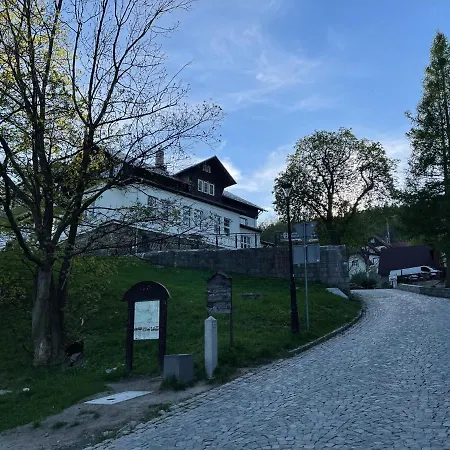 Pod Golebiem Contactless Check In 24h Apartment