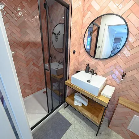 Pod Golebiem Contactless Check In 24h Apartment