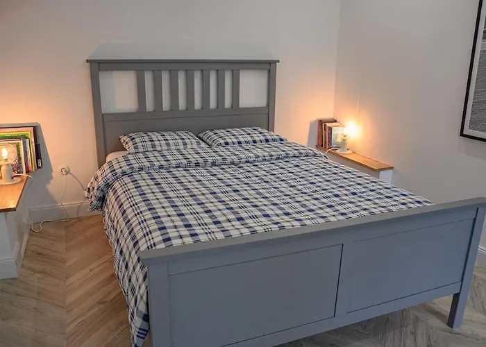 Pod Golebiem Contactless Check In 24h